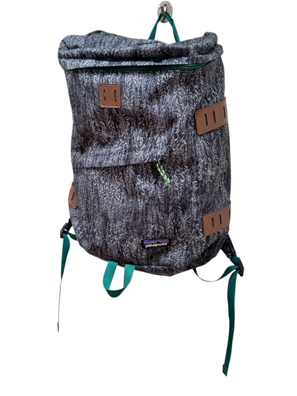 Patagonia Toromiro 22L Backpack in Forestland Black